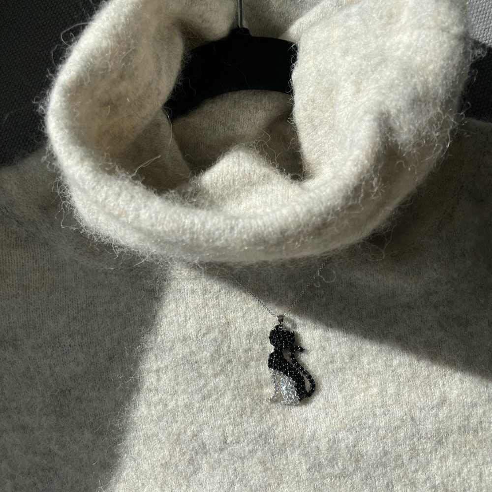 🔥2 for $25🔥Cat shape Necklace / rhinestone